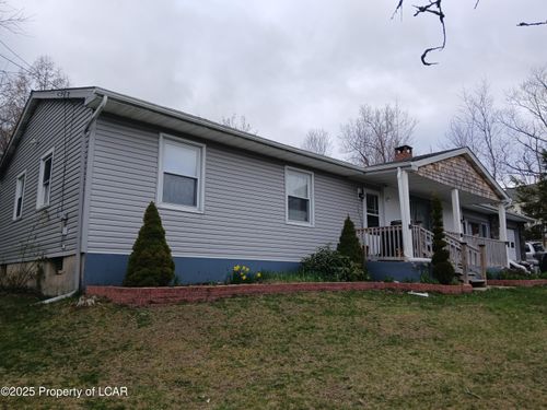 126 Clouds Blvd, Hazle Township, PA, 18201-4606 | Card Image