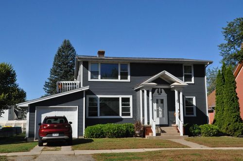 322 &amp; 324 N Cincinnati Street, Spring Green, WI, 53588 | Card Image