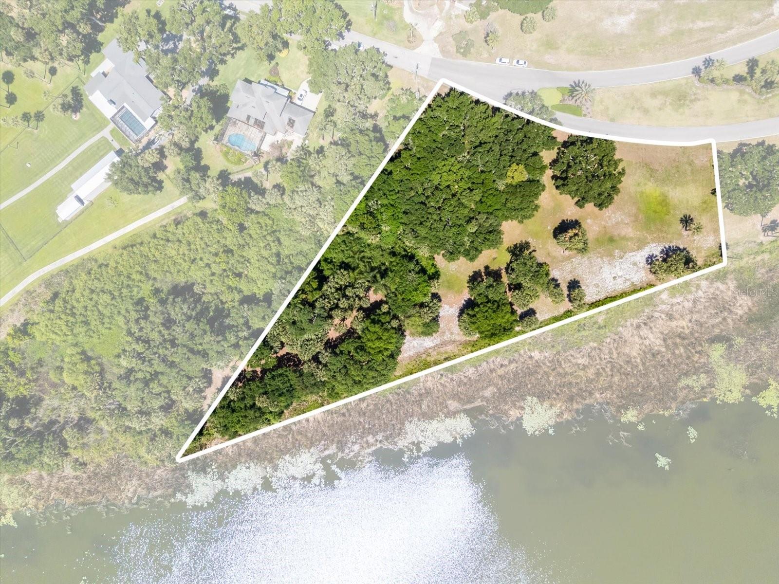 Land in TAVARES 3