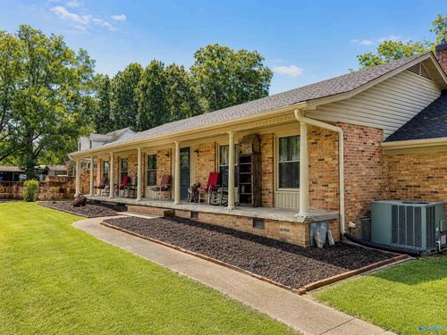 802 Penn Cir Se, Hartselle, AL, 35640-3308 | Card Image