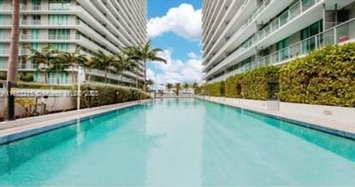 3125-n-1111 Sw 1st Ave, Miami, FL, 33130-5401 | Card Image