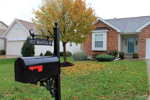 1972 Briarfield Dr, Lake St Louis, MO, 63367-6494 | Card Image
