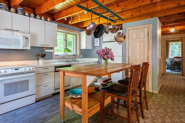 2128 North Rd, House other with 3 bedrooms, 2 bathrooms and null parking in Sunderland VT | Image 6
