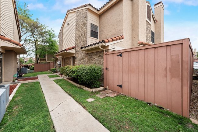 4325 Madera Rd, Condo with 2 bedrooms, 2 bathrooms and null parking in Irving TX | Image 35