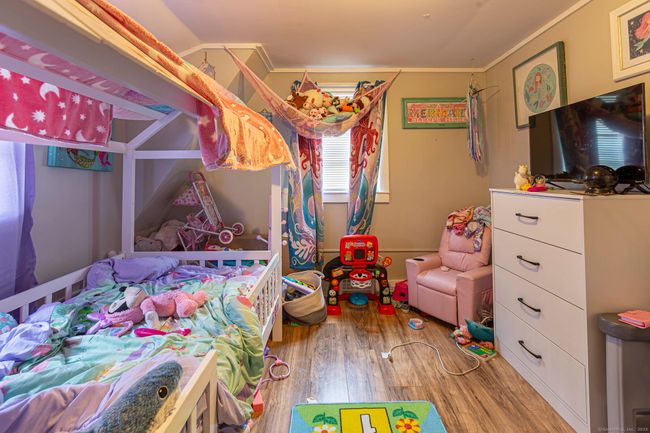 12 John St, House other with 3 bedrooms, 2 bathrooms and 4 parking in Killingly CT | Image 28