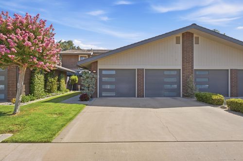 804 N Silvervale Drive, Visalia, CA, 93291 | Card Image