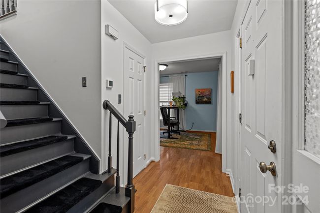 Entry Foyer | Image 5