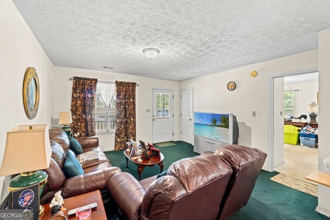 1521 Washington Hwy, House other with 3 bedrooms, 2 bathrooms and null parking in Union Point GA | Image 5