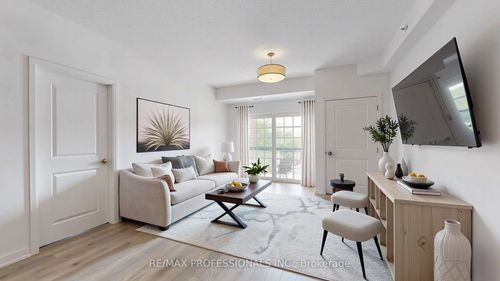 107-5 Greenwich St, Barrie, ON, L4N7Y8 | Card Image