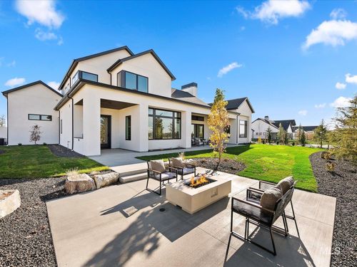 3671 N Harvest Moon Way, Eagle, ID, 83616-1290 | Card Image