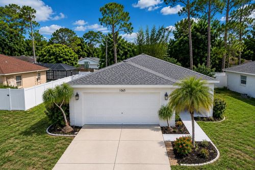 1065 Lewis Ave, SARASOTA, FL, 34237-3589 | Card Image
