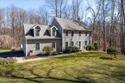 150 W Simsbury Road, House other with 4 bedrooms, 3 bathrooms and null parking in Canton CT | Image 2