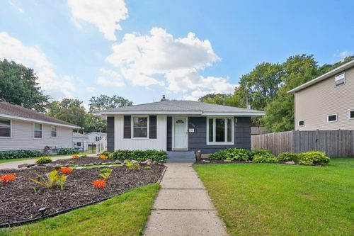 2704 Alabama Ave S, Saint Louis Park, MN, 55416-1802 | Card Image
