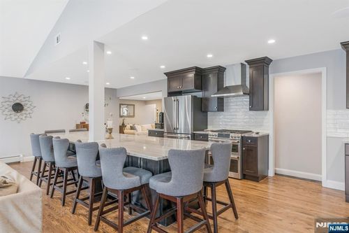 59 Colgate Ave, Wyckoff, NJ, 07481-3001 | Card Image