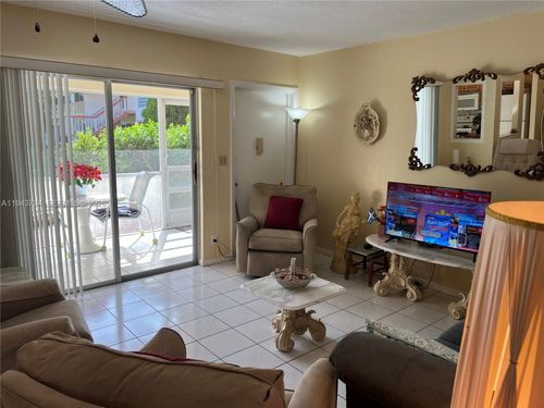 apt-g123-5300 Washington St, Hollywood, FL, 33021-7715 | Card Image