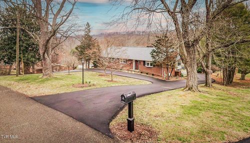 4525 Chickasaw Rd, Kingsport, TN, 37664-2109 | Card Image