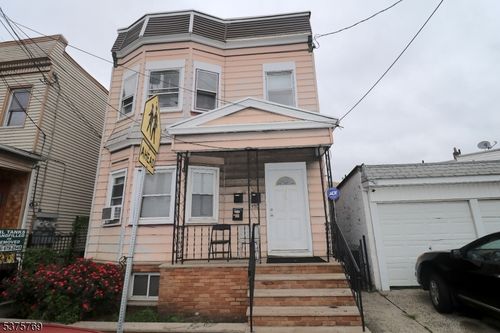 170 Christie St, Newark, NJ, 07105-3916 | Card Image