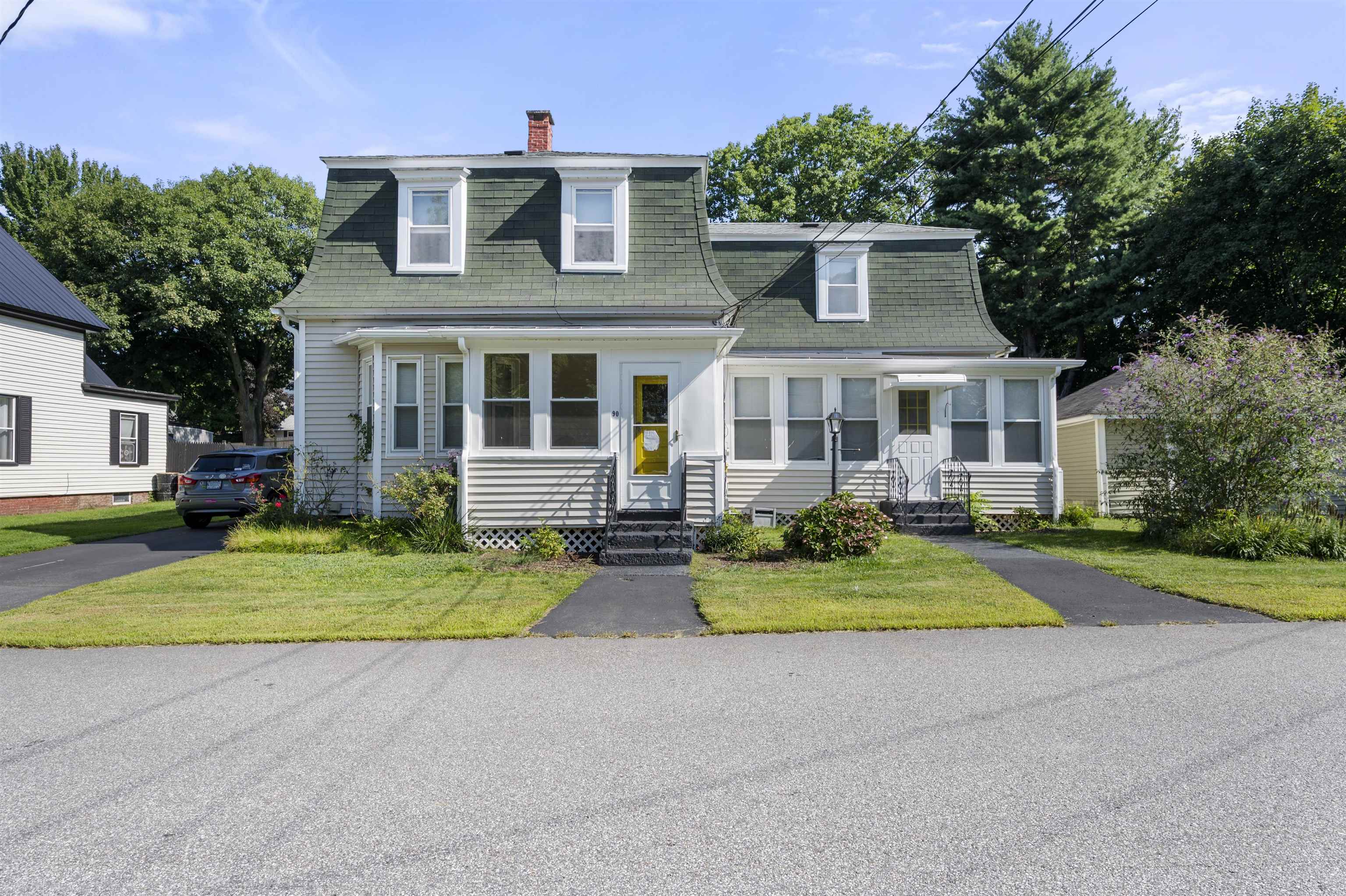 Merrimac St, Laconia, NH 03246