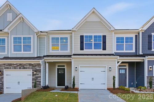 111 Viburnum Rd, Waxhaw, NC, 28173-0475 | Card Image