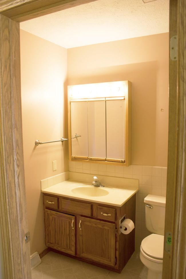 Hall Bath | Image 17