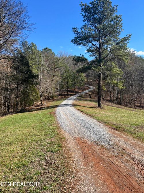 343 County Road 758, Riceville, TN, 37370-5258 | Card Image