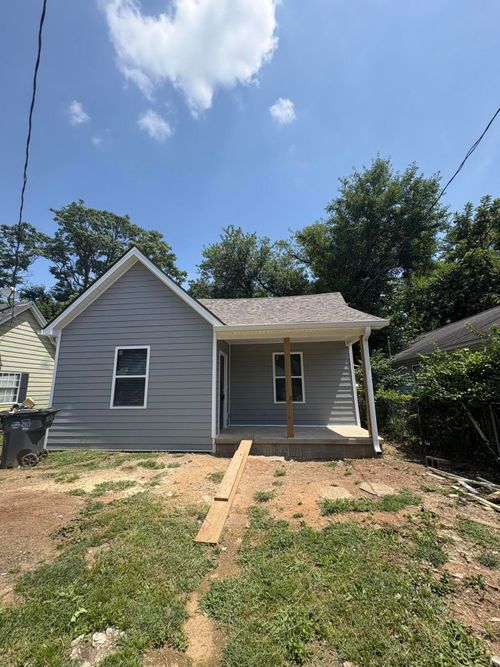 811 Whitney Ave, Lexington, KY, 40508-1150 | Card Image