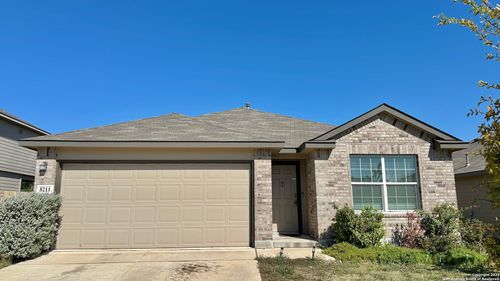 8211 Falcon Mdw, Converse, TX, 78109-3168 | Card Image