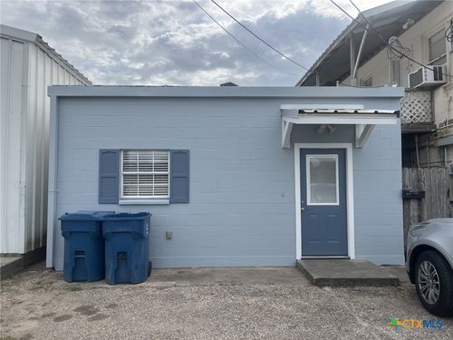830 W Main St, Port Lavaca, TX, 77979-3854 | Card Image