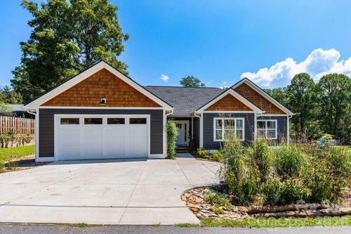 206 Padgettown Rd, Black Mountain, NC, 28711-3627 | Card Image