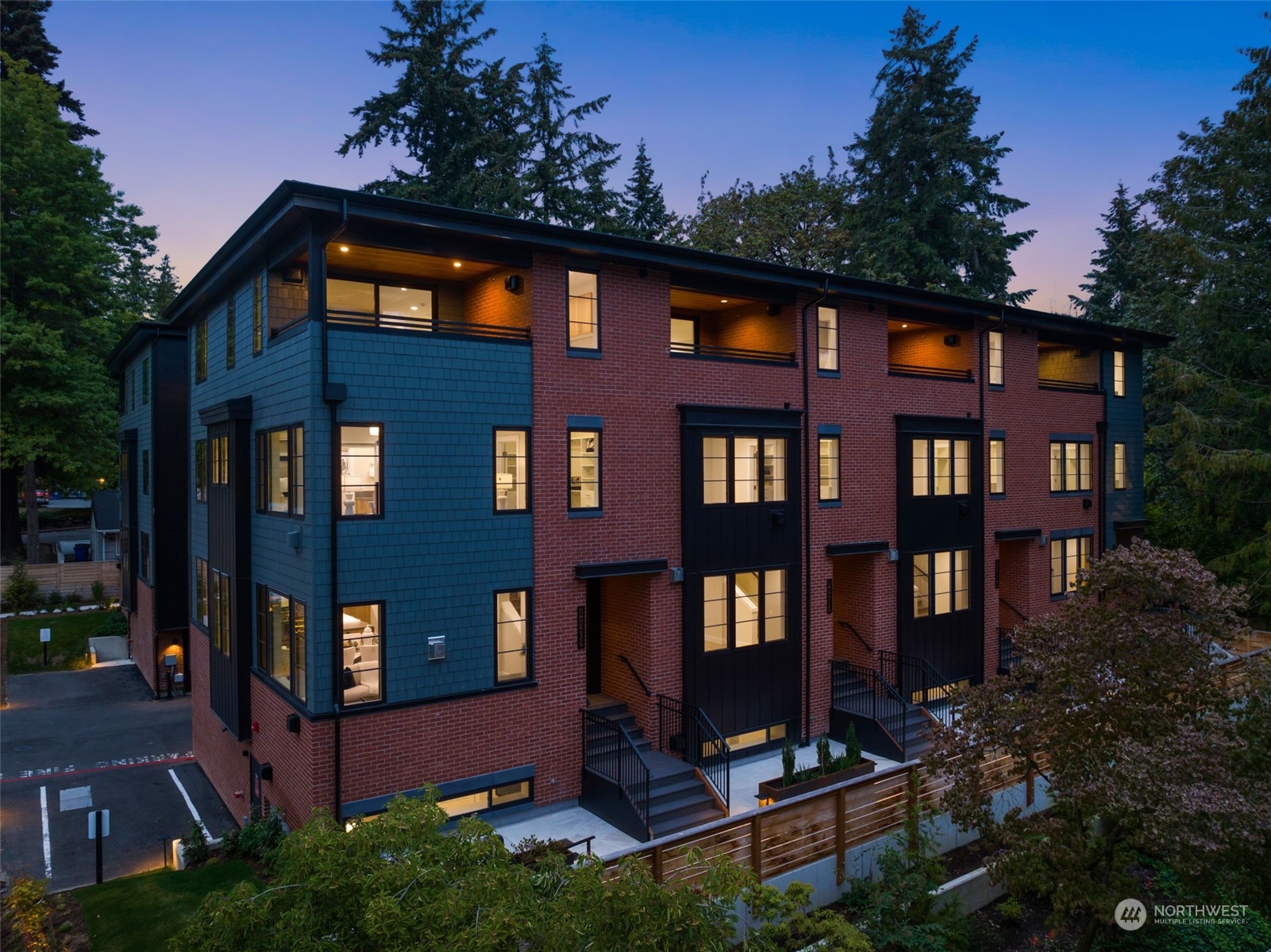 13th Ln, Bellevue, WA 98004