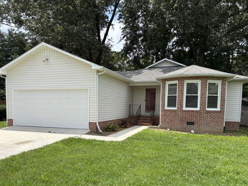 120 Bradbury Ct, Tullahoma, TN, 37388-2480 | Card Image