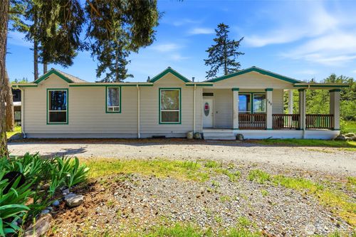162 W Frostad Rd, Oak Harbor, WA, 98277-9563 | Card Image