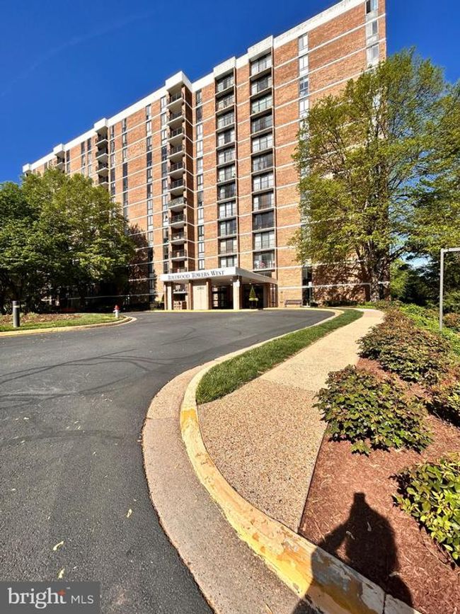 APT-601 - 2300 Pimmit Dr, Condo with 2 bedrooms, 2 bathrooms and null parking in FALLS CHURCH VA | Image 44