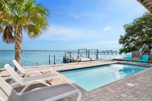 129 Le Port Dr, Pensacola Beach, FL, 32561-3914 | Card Image