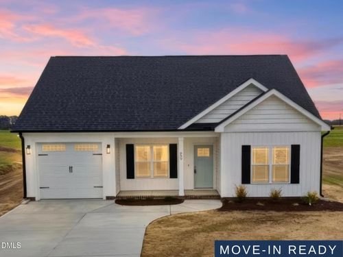 600 S Vance St, Fremont, NC, 27830-4403 | Card Image