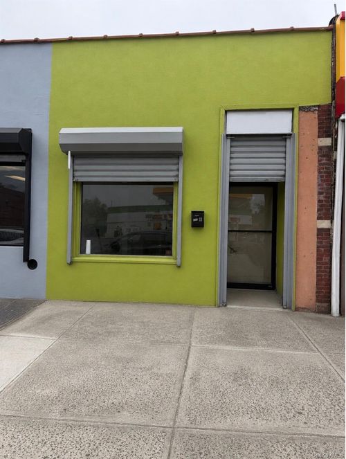 212 W 1st St, Mount Vernon, NY, 10550-2849 | Card Image