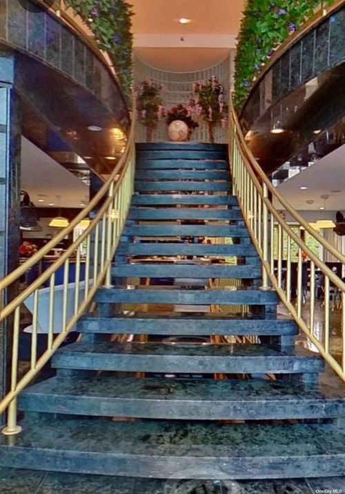 215-40 27th Ave, Bayside, NY, 11360-2610 | Card Image