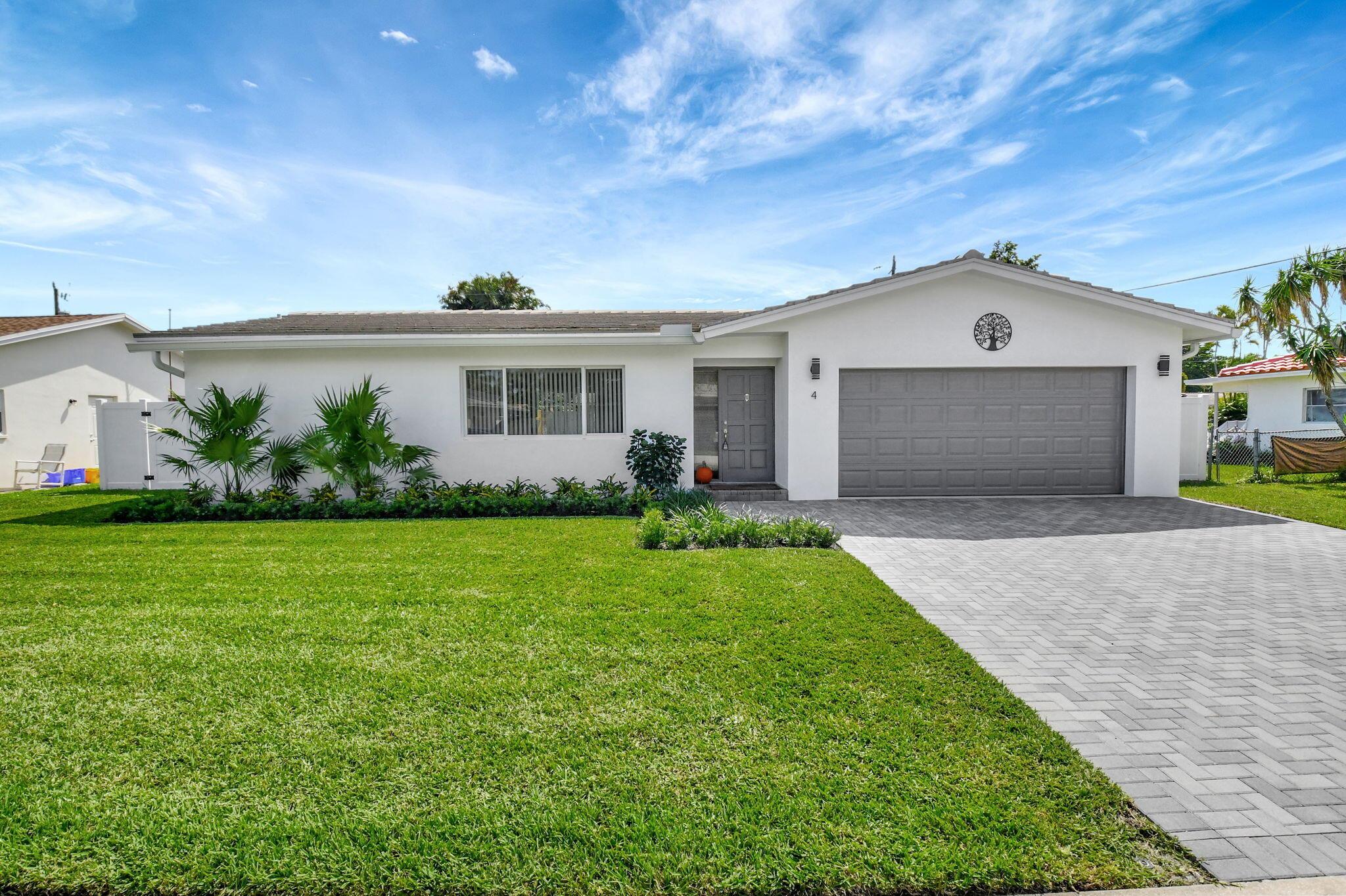Tam O Shanter Ln, Boca Raton, FL 33431