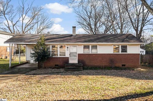805 S Texas Ave, Greenville, SC, 29611-5737 | Card Image