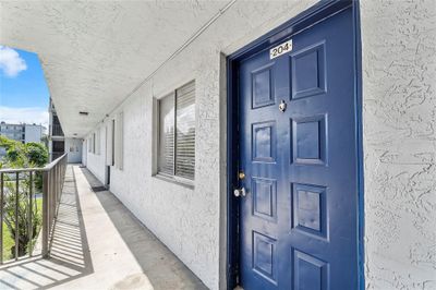 204 - 8740 N Sherman Cir, Condo with 2 bedrooms, 2 bathrooms and null parking in Miramar FL | Image 3