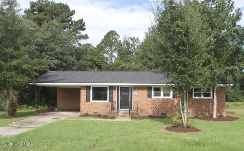 91 N Elmhurst St, Clarkton, NC, 28433-7377 | Card Image