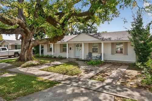 6720 W Magnolia Blvd, Harahan, LA, 70123-5010 | Card Image