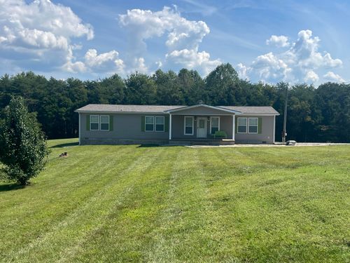 131 Martha Stockton Rd, Albany, KY, 42602-5401 | Card Image