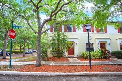 2615-2615 Sw 100th Ave, Miramar, FL, 33025-5078 | Card Image