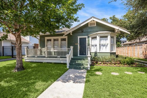 825 Key St, Houston, TX, 77009-5210 | Card Image