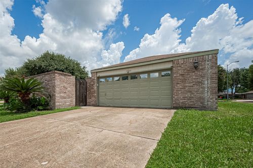 16006 Glen Mar Dr, Houston, TX, 77082-1307 | Card Image