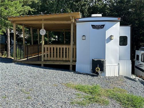 152 Eagle Dr, New London, NC, 28127 | Card Image