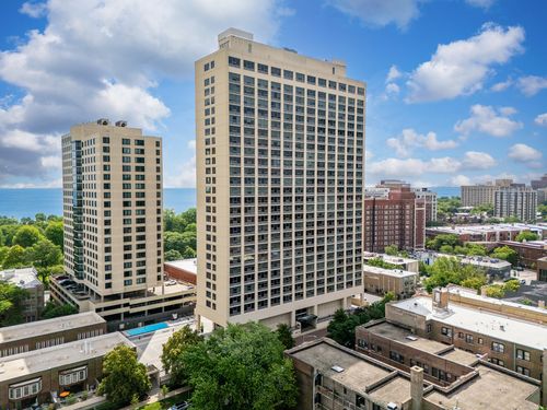 apt-27d-5201 Cornell Ave, Chicago, IL, 60615-4202 | Card Image