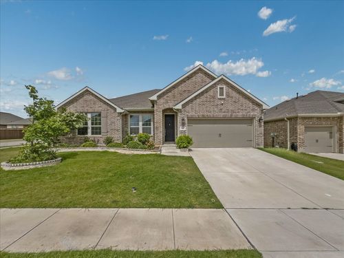 5417 Stonelake Dr, Haltom City, TX, 76137-2624 | Card Image