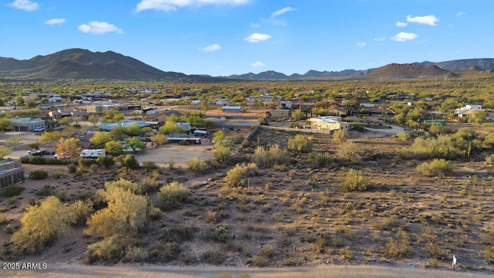Land in Phoenix 3